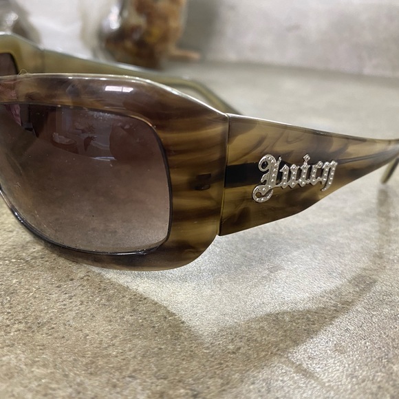 Juicy Couture Sunglasses - Picture 1 of 5